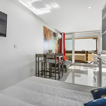 Village Naturiste R4n - Le Wallis Port Nature Coursive 아파트 *